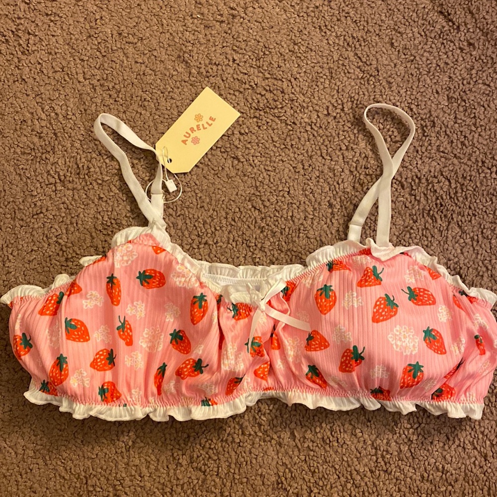 Aurelle Bikini Top with Strawberries